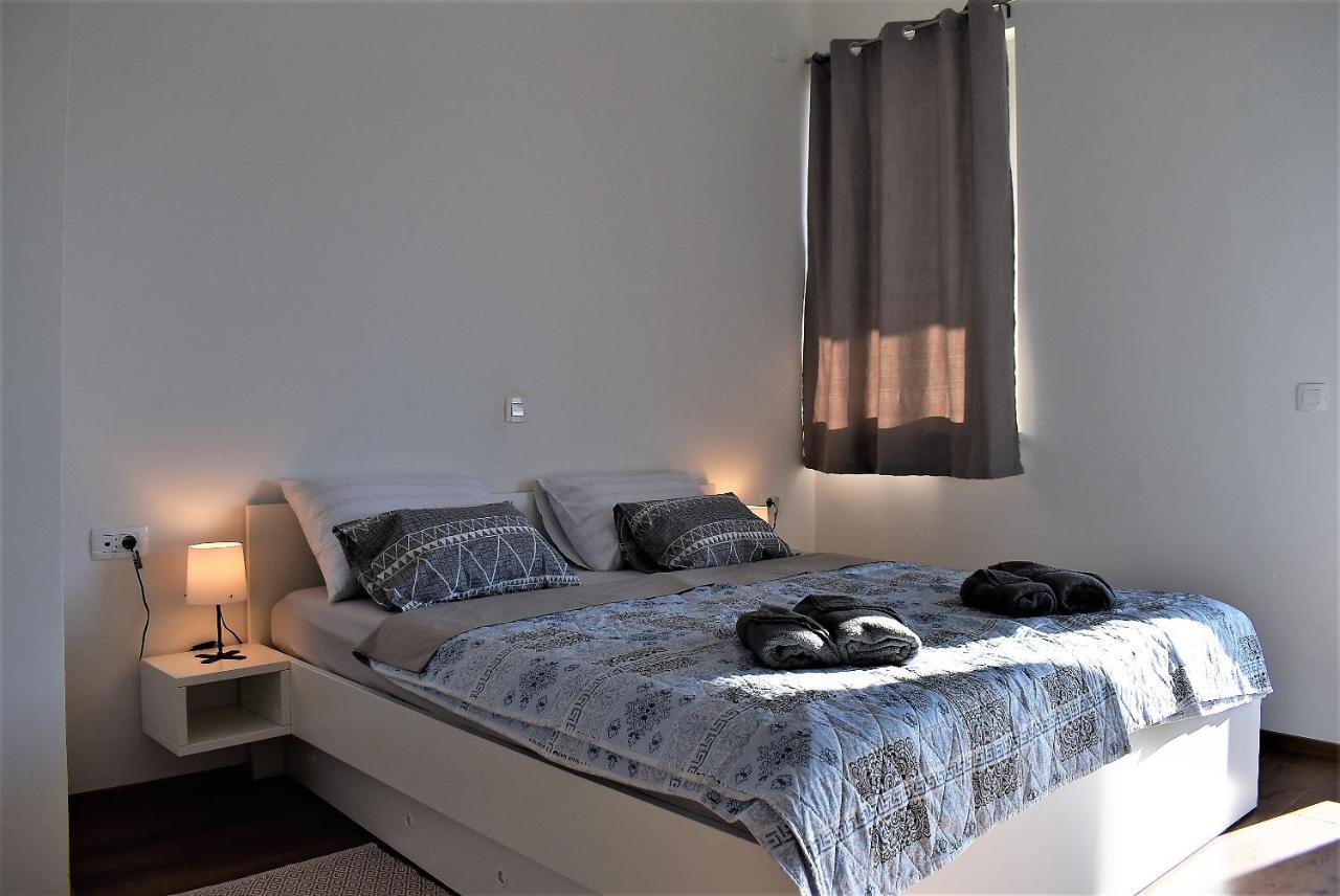 Apartment Aci Marina Rab Banjol Exteriör bild