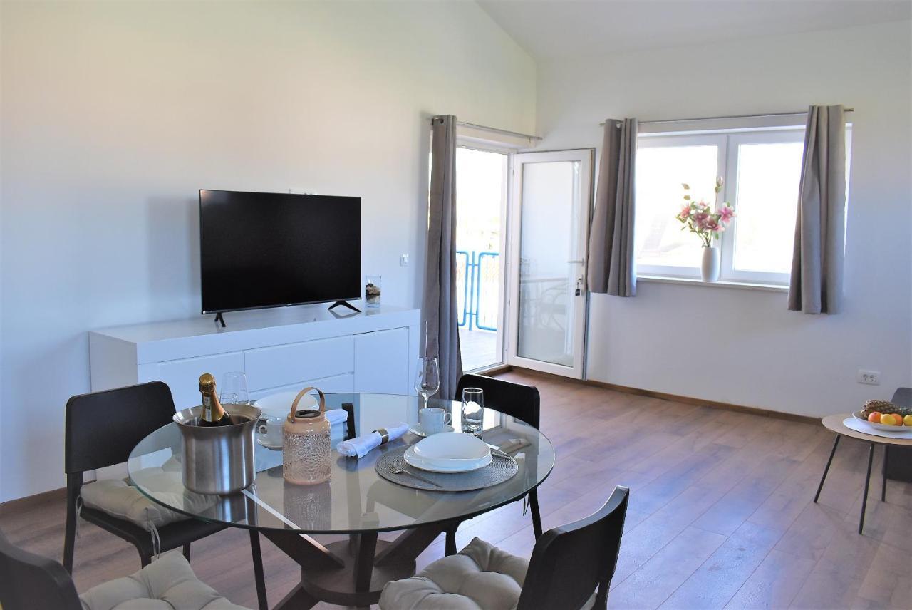 Apartment Aci Marina Rab Banjol Exteriör bild